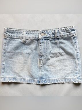 Statement Denim Skirt Sz 5/27” Jr.’s See Bundle listing w/skirt and five tops